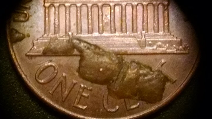 Giant-Cud-On-1962-Lincoln-Penny-Reverse-Or-Heat-Bubble?